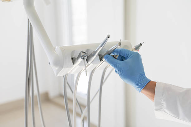 24/7 Emergency Dental Implants experts in Roeland Park, KS